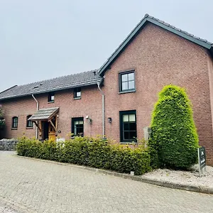 Attractive Farmhouse In South Limburg With Terrace Vakantiehuis Klimmen